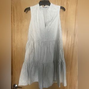 Amanda Upchurch Connelly Sleeveless Dress. Crème with floral jacquard fabric.